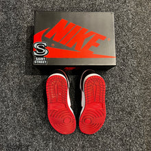 Load image into Gallery viewer, Air Jordan 1 High &#39;Bloodline&#39;
