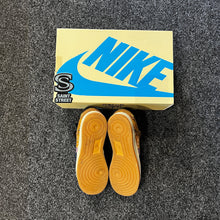 Load image into Gallery viewer, Nike X Travis Scott AF1 Low &#39;Cactus Jack&#39;

