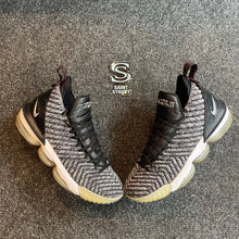 Load image into Gallery viewer, Nike Lebron 16 &#39;Oreo&#39; (Online Only)
