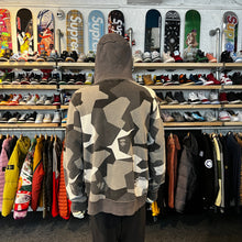 Load image into Gallery viewer, Bape &#39;Splinter Camo&#39; Hoodie
