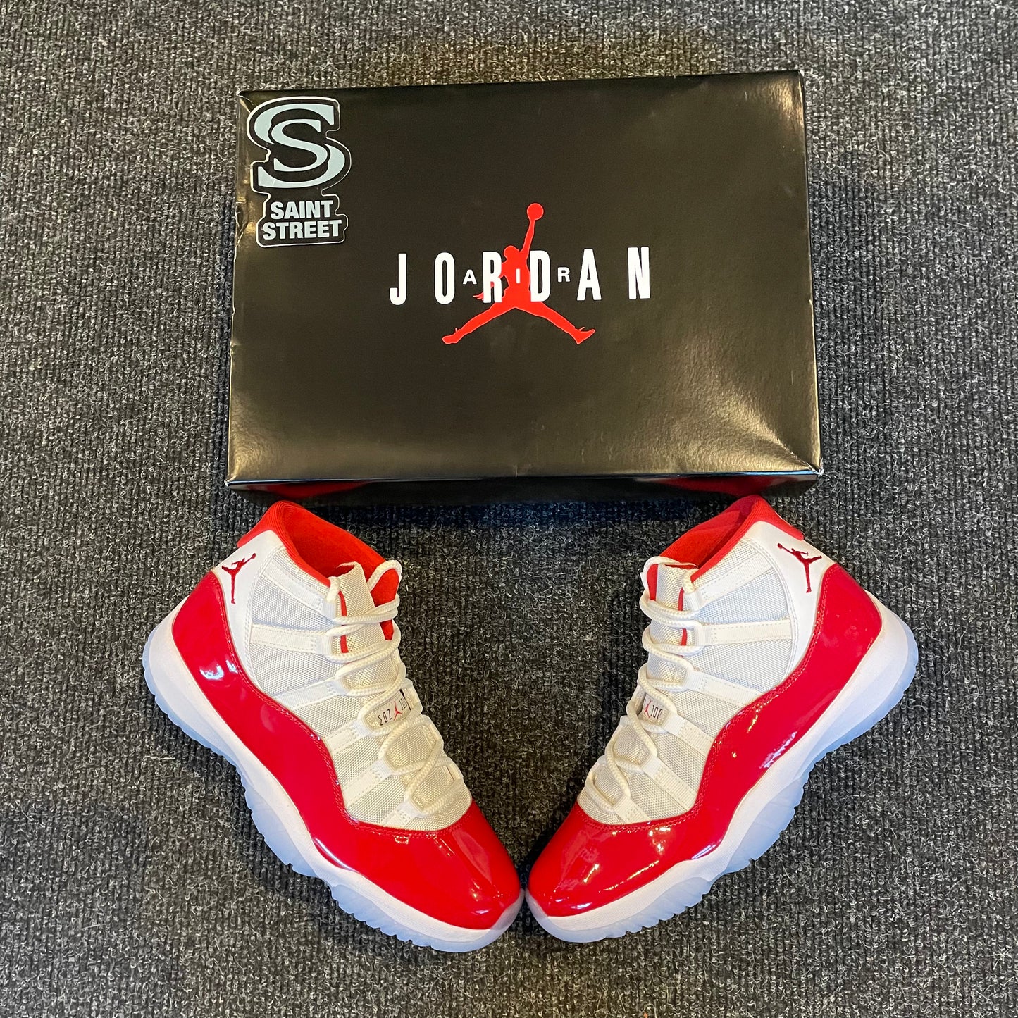 Jordan 11 'Cherry'