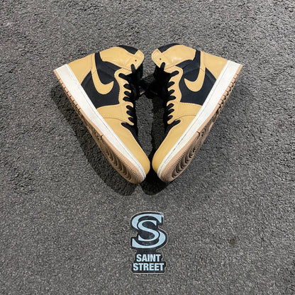 Air Jordan 1 High 'Heirloom'