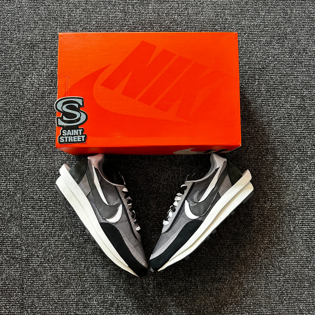 Nike X Sacai LD Waffle Black