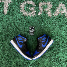 Load image into Gallery viewer, Jordan 1 Royal Mid
