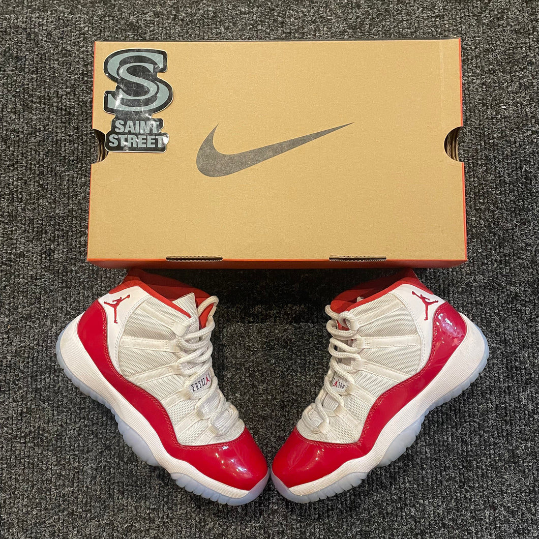 Order jordans 11 on sale online