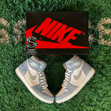 Load image into Gallery viewer, Air Jordan 1 High &#39;Hyper Royal&#39;

