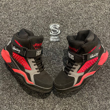 Load image into Gallery viewer, Ewing 33 Hi &#39;Black/Red&#39; (Online Only)

