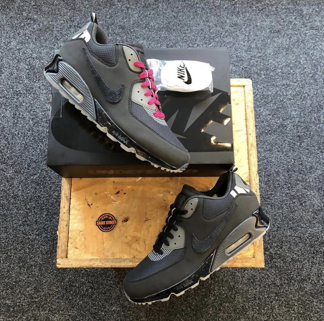 Nike X Undefeated Air Max 90 ‘Black’