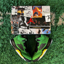Load image into Gallery viewer, Jordan 5 Se Oregon
