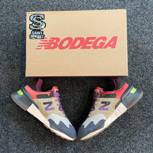 Load image into Gallery viewer, New Balance &#39;Bodaga 997s&#39;
