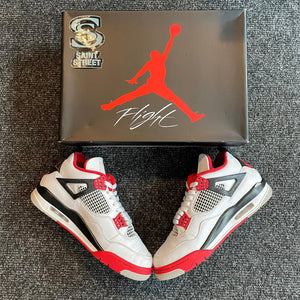 Air Jordan 4 'Fire Red'
