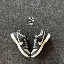 Load image into Gallery viewer, Nike SB Dunk Low &#39;Shadow&#39;
