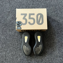 Load image into Gallery viewer, Adidas X Yeezy Boost 350 V2 &#39;Oreo&#39;
