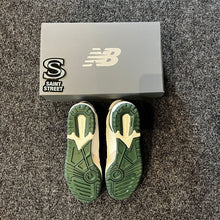 Load image into Gallery viewer, New Balance 550 &#39;Green/White&#39;
