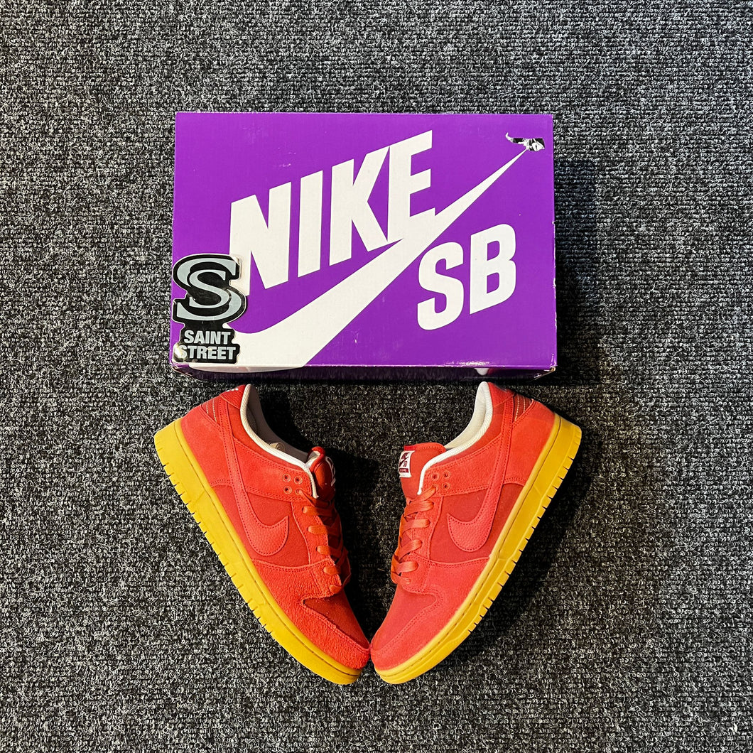 Nike SB Dunk Low 'Adobe'