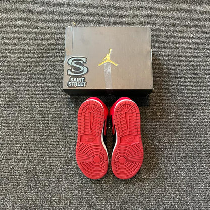 Air Jordan 1 Mid 'Bred' (GS)