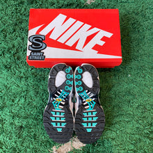 Load image into Gallery viewer, Nike Air Max Plus &#39;Atmos&#39; White Hyper Jade
