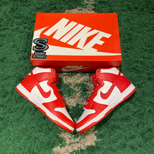 Load image into Gallery viewer, Nike Dunk High &#39;Championship&#39;
