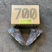 Load image into Gallery viewer, Adidas X Yeezy 700 &#39;Utility Black&#39;
