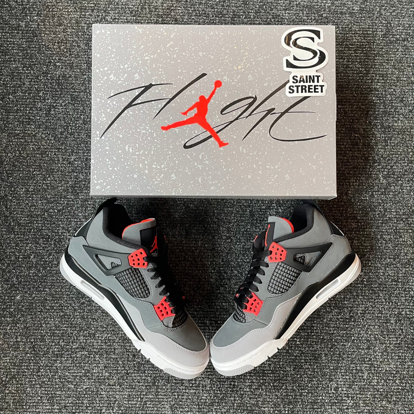 Air Jordan 4 'Infared'