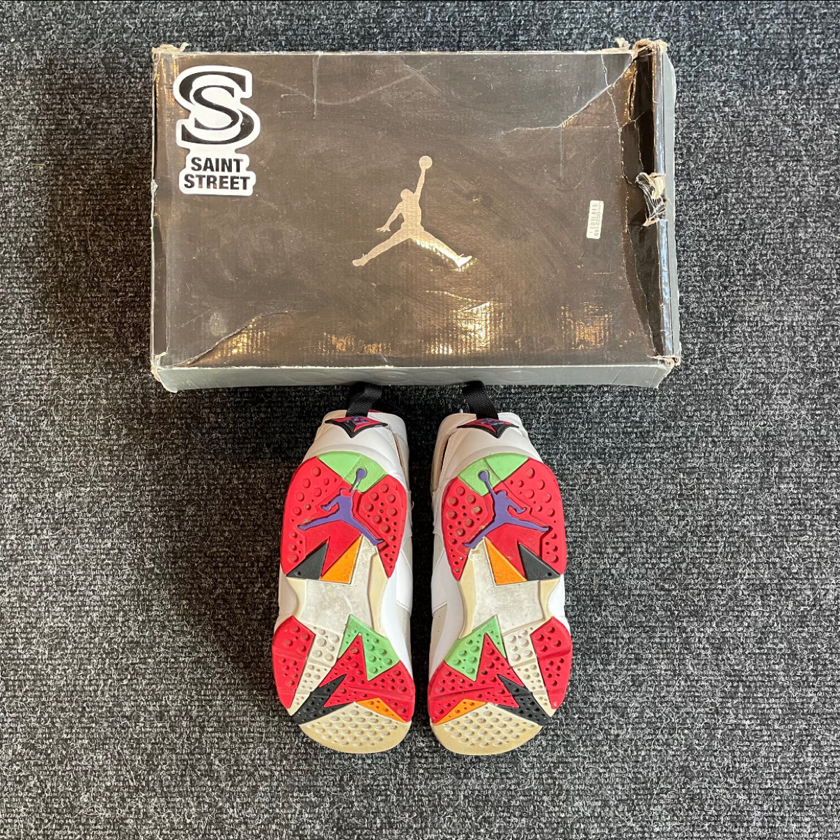 Air Jordan 7 'Hare'