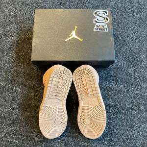 Air Jordan 1 Mid 'Coral Gold'