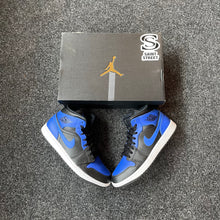 Load image into Gallery viewer, Air jordan 1 Mid &#39;Royal&#39;
