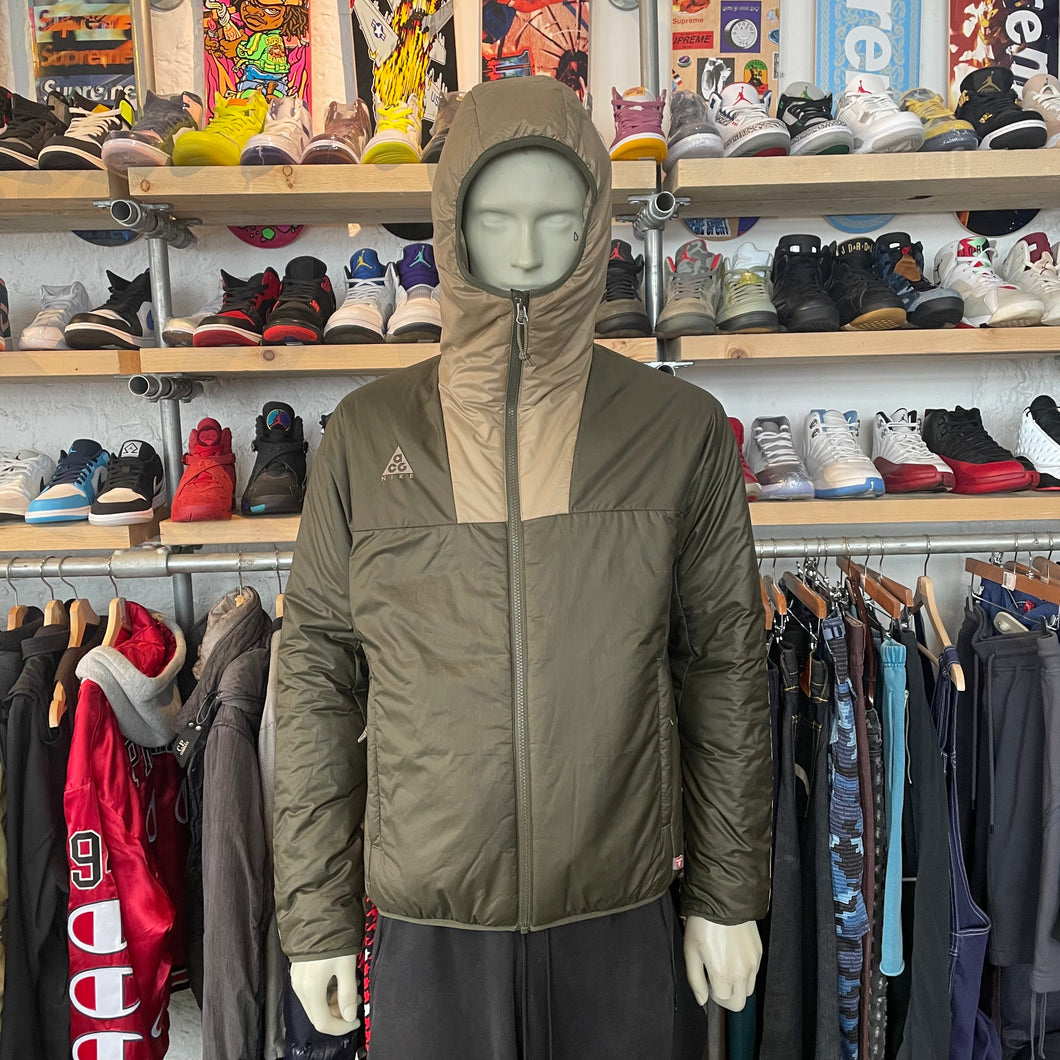 Nike ACG Down Jacket Olive
